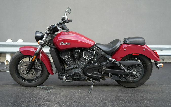 2017 Indian Motorcycle Scout Sixty ABS Indian Motorcycle­ Red