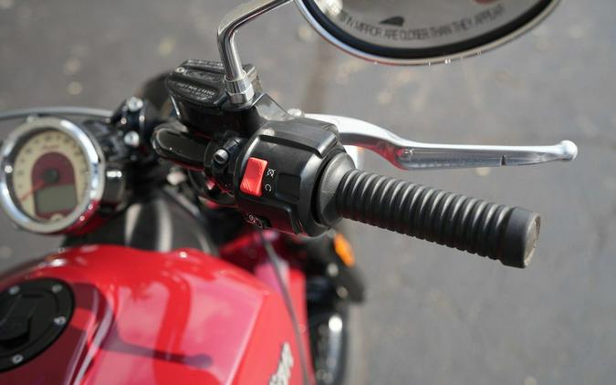 2017 Indian Motorcycle Scout Sixty ABS Indian Motorcycle­ Red