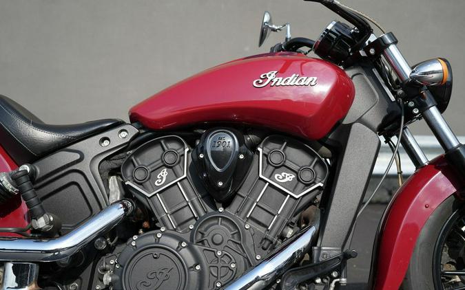 2017 Indian Motorcycle Scout Sixty ABS Indian Motorcycle­ Red