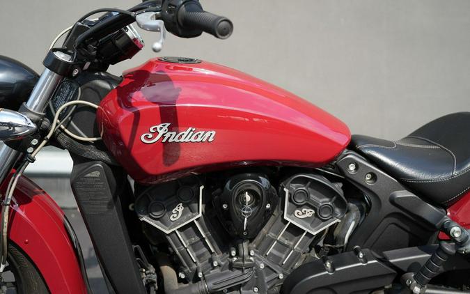 2017 Indian Motorcycle Scout Sixty ABS Indian Motorcycle­ Red