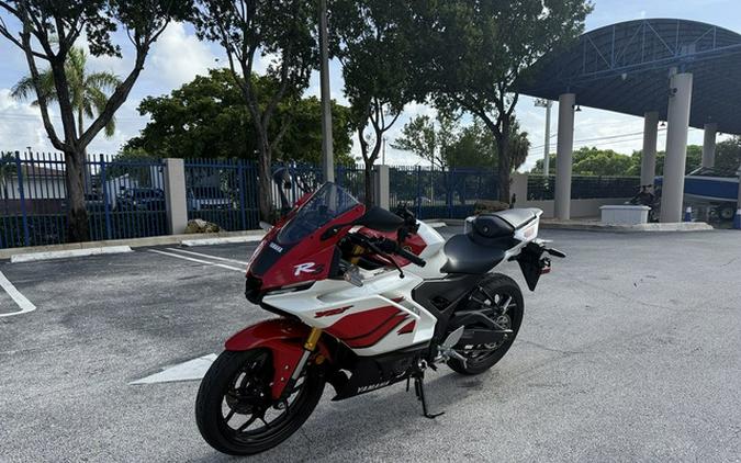 2026 Yamaha YZF R3 70Th Anniversary Edition