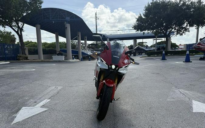 2026 Yamaha YZF R3 70Th Anniversary Edition