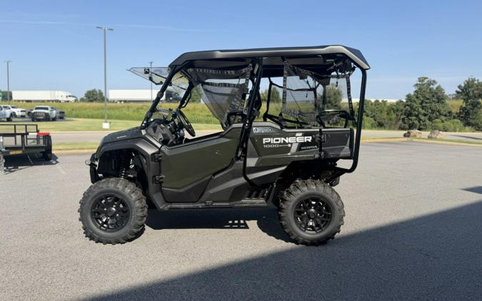 2025 Honda Pioneer 1000-5 Deluxe