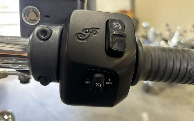 2018 Indian Motorcycle® Chief® ABS Steel Gray