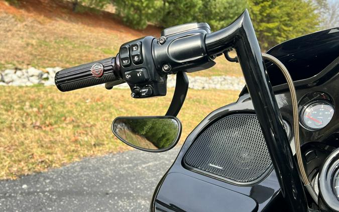 2018 Harley-Davidson CVO Road Glide FLTRXSE