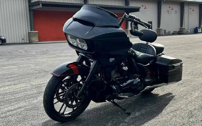 2018 Harley-Davidson CVO Road Glide FLTRXSE