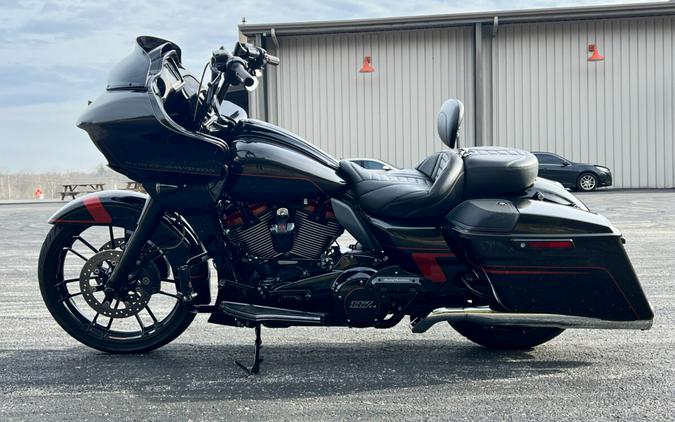 2018 Harley-Davidson CVO Road Glide FLTRXSE