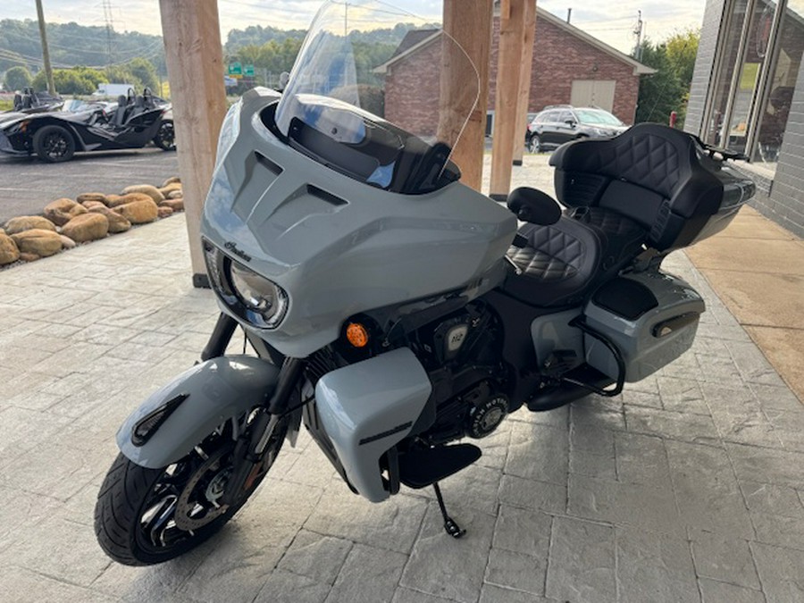 2025 Indian Motorcycle® Roadmaster® PowerPlus 112 Dark Horse® with PowerBand Audio Package