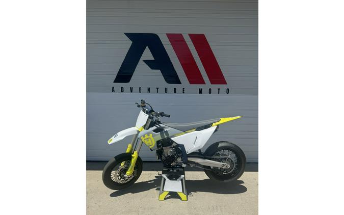 2024 Husqvarna Motorcycles FS 450