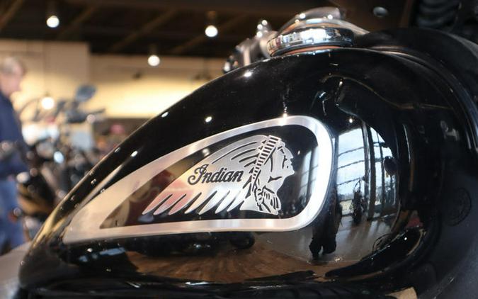 2022 Indian Motorcycle® Chieftain® Black Metallic