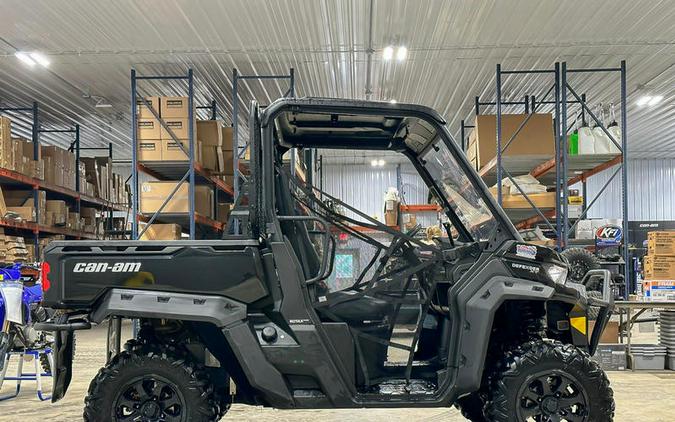 2022 Can-Am® Defender XT HD10