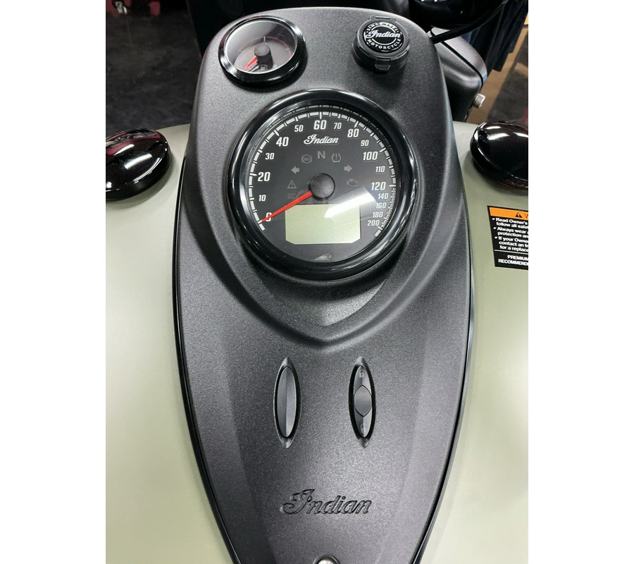 2025 Indian Motorcycle Springfield® Dark Horse®