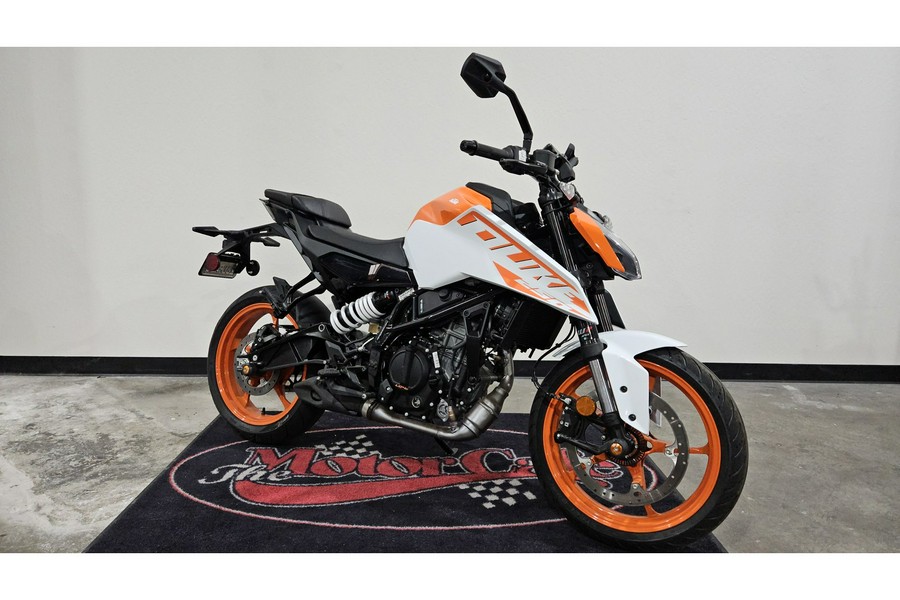 2024 KTM DUKE 250