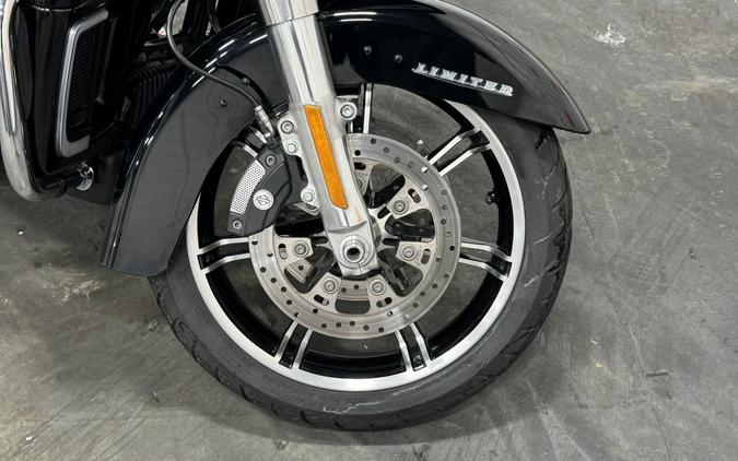 2022 HARLEY DAVIDSON ROAD GLIDE LIMITED