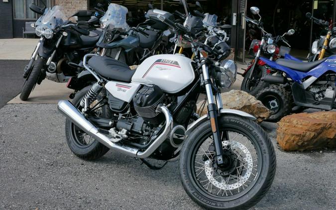 2026 Moto Guzzi V7 Special