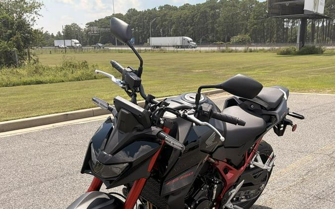 2026 Honda CB750 Hornet E-Clutch