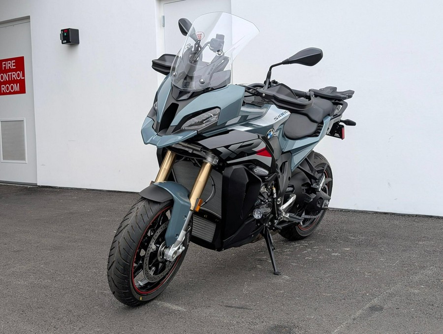 2026 BMW S 1000 XR