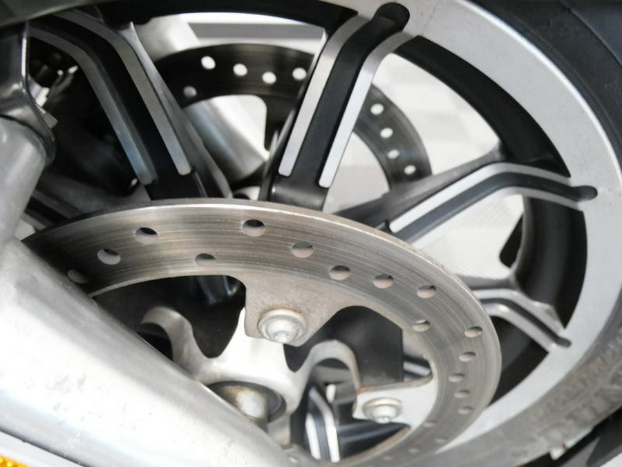 2016 Harley-Davidson® FLTRU - Road Glide® Ultra