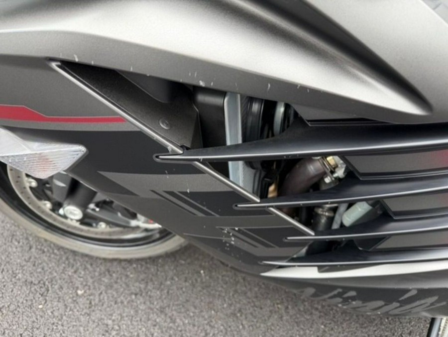 2023 Kawasaki Ninja® ZX™-14R ABS