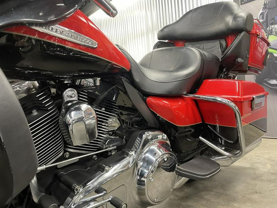 2010 Harley-Davidson® FLHTC - Electra Glide® Classic