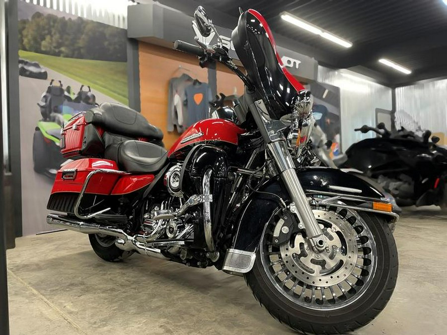 2010 Harley-Davidson® FLHTC - Electra Glide® Classic