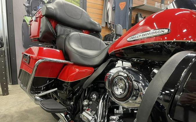 2010 Harley-Davidson® FLHTC - Electra Glide® Classic