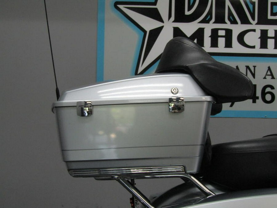 2011 Harley-Davidson® FLHTC - Electra Glide® Classic