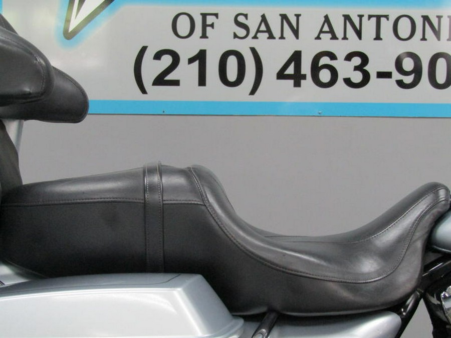 2011 Harley-Davidson® FLHTC - Electra Glide® Classic