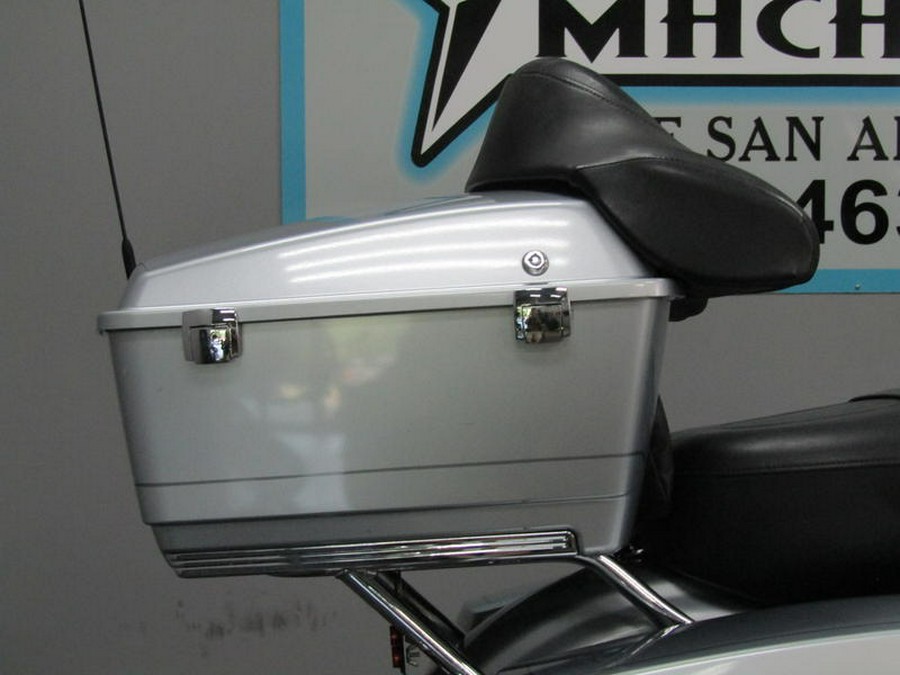 2011 Harley-Davidson® FLHTC - Electra Glide® Classic