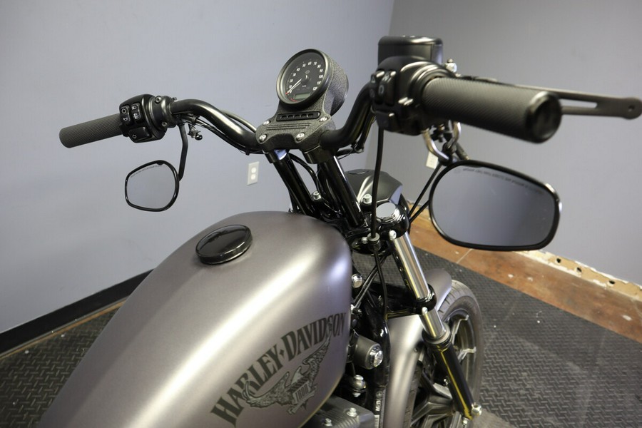 2016 Harley-Davidson Iron 883