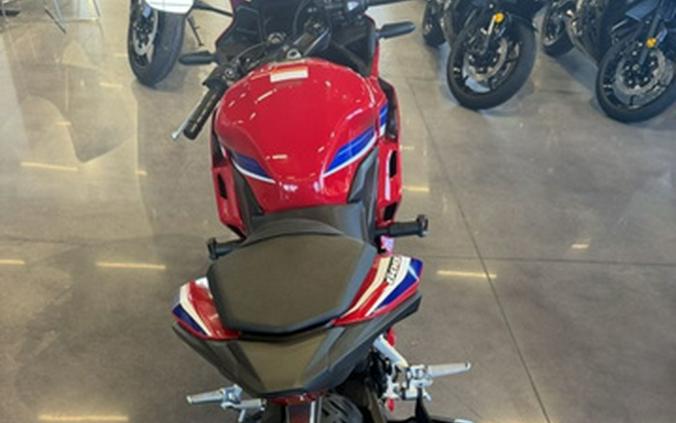 2025 Honda CBR500R