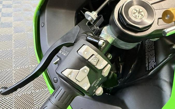 2026 Kawasaki NINJA® ZX™-10R ABS