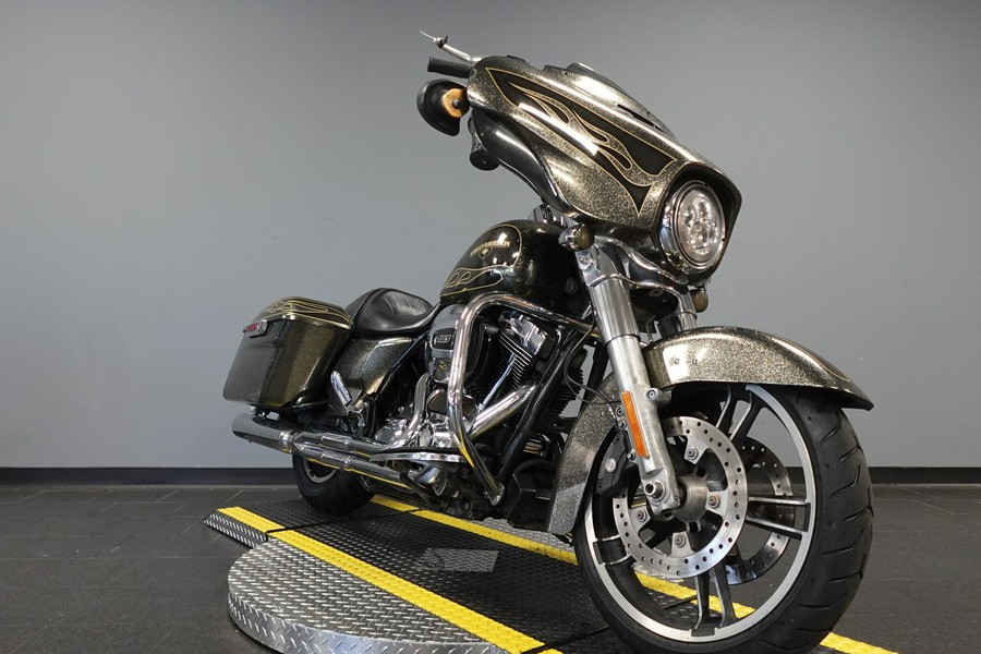 2016 Harley-Davidson Street Glide FLHXS