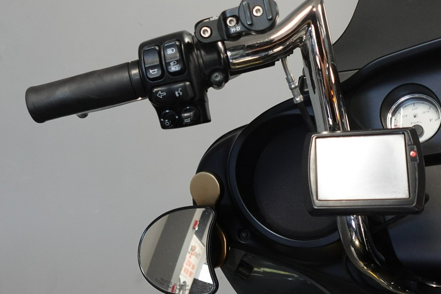2016 Harley-Davidson Street Glide FLHXS