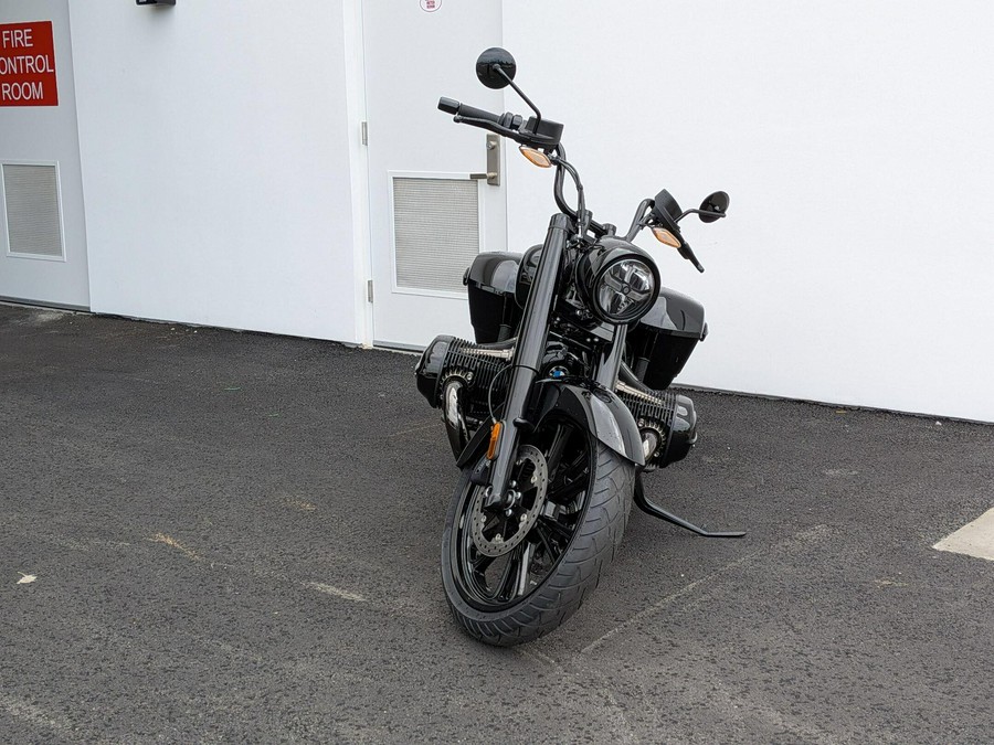 2025 BMW R 18 Roctane