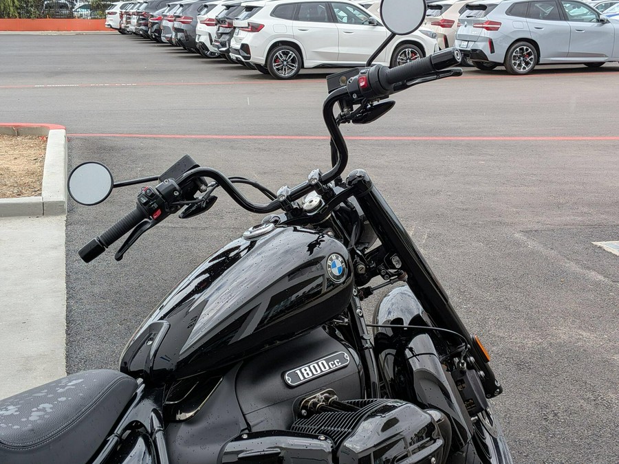 2025 BMW R 18 Roctane