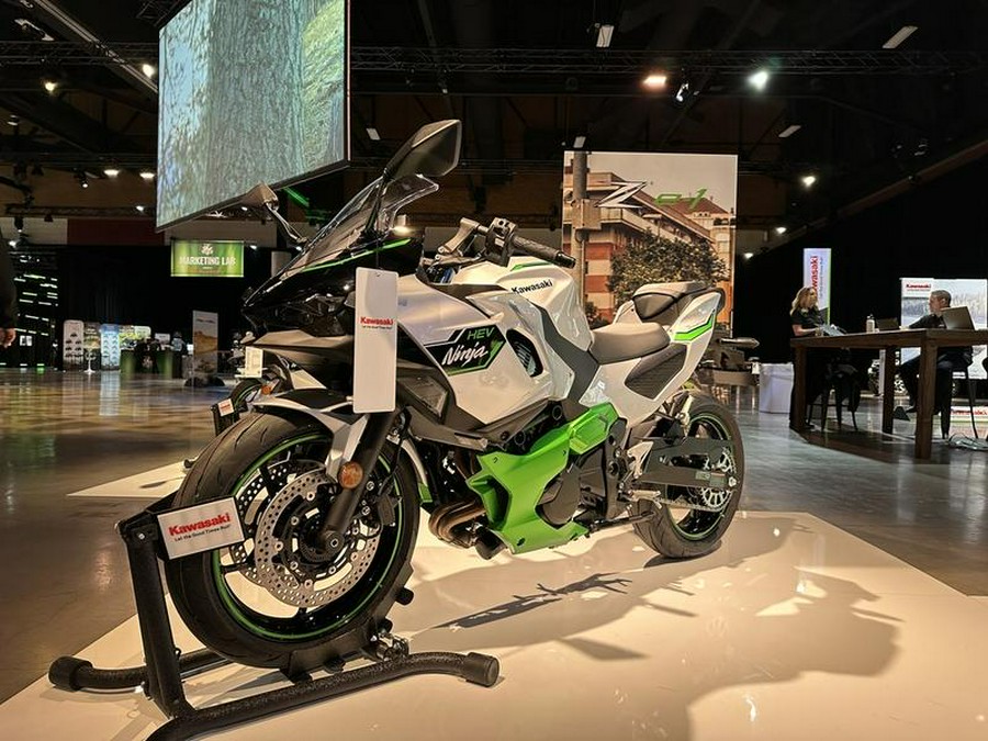 2024 Kawasaki Ninja® 7 Hybrid ABS