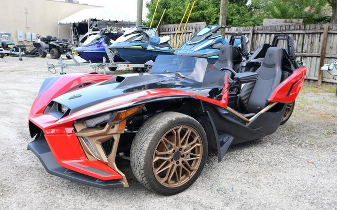 2022 Polaris Slingshot® SLINGSHOT R LE AUTODRIVE, 49ST, CRMSON FRGE Signature LE