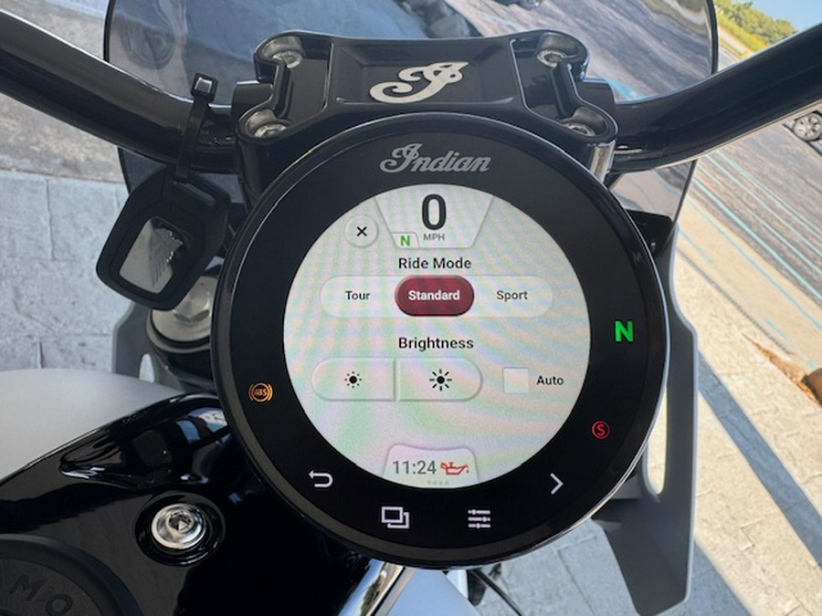 2024 Indian Motorcycle® Sport Chief® Base