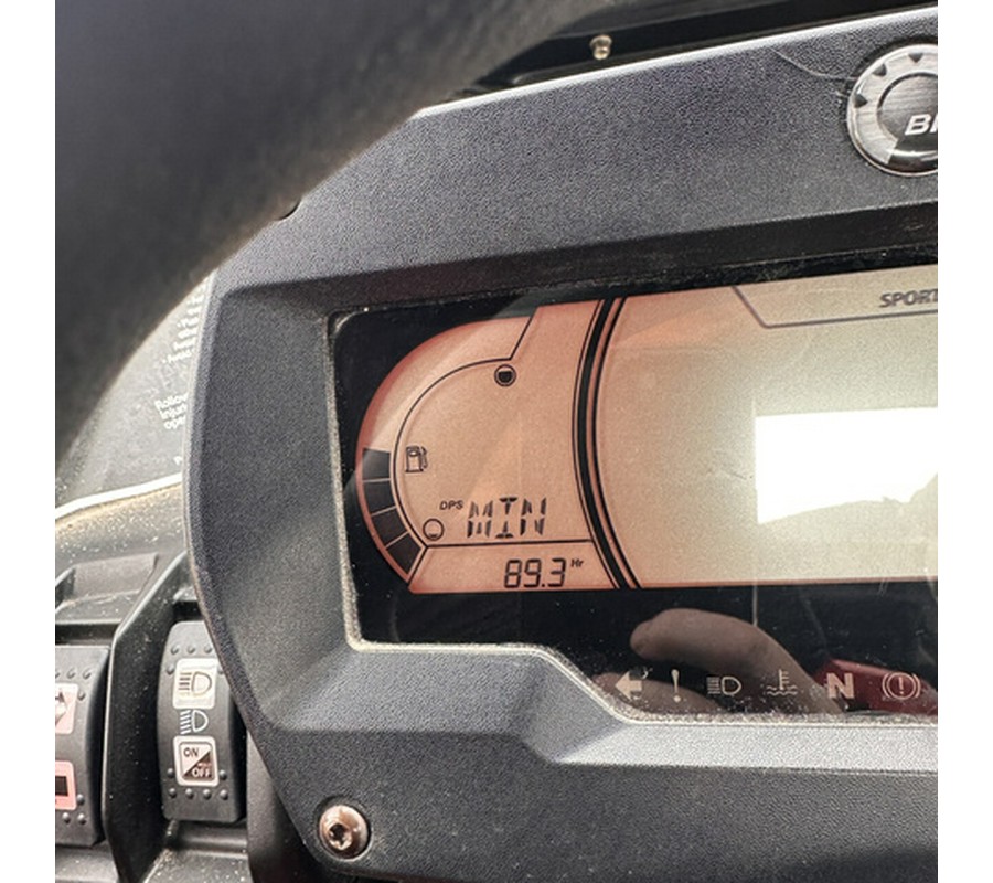 2021 Can-Am Maverick X3 X DS Turbo RR Tan & Red