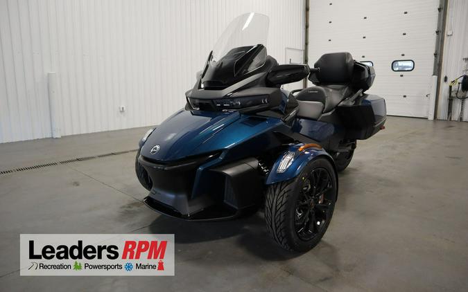 2024 Can-Am® Spyder RT Limited Dark Wheels