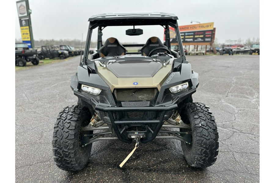 2022 Polaris Industries GENERAL XP 1000 DELUXE - BLACK CRYSTAL