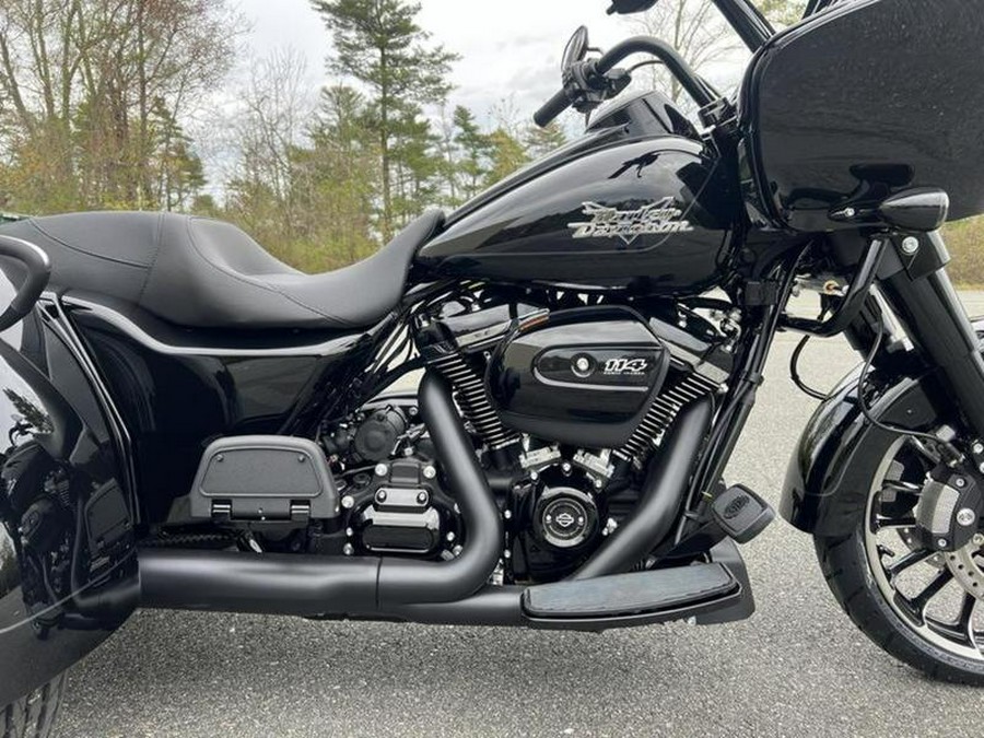 2024 Harley-Davidson® FLTRT - Road Glide® 3