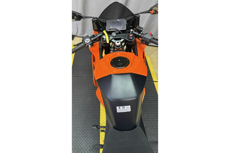2024 390 RC - KTM
