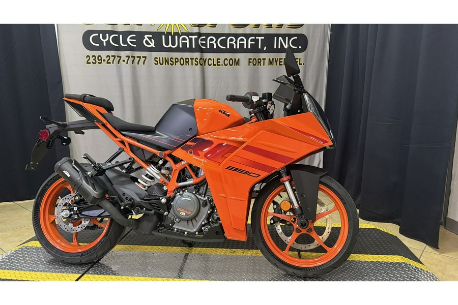 2024 390 RC - KTM