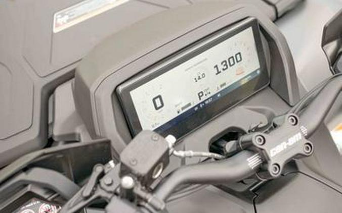 2026 Can-Am® Outlander MAX XT-P With Smart-Shox 1000R