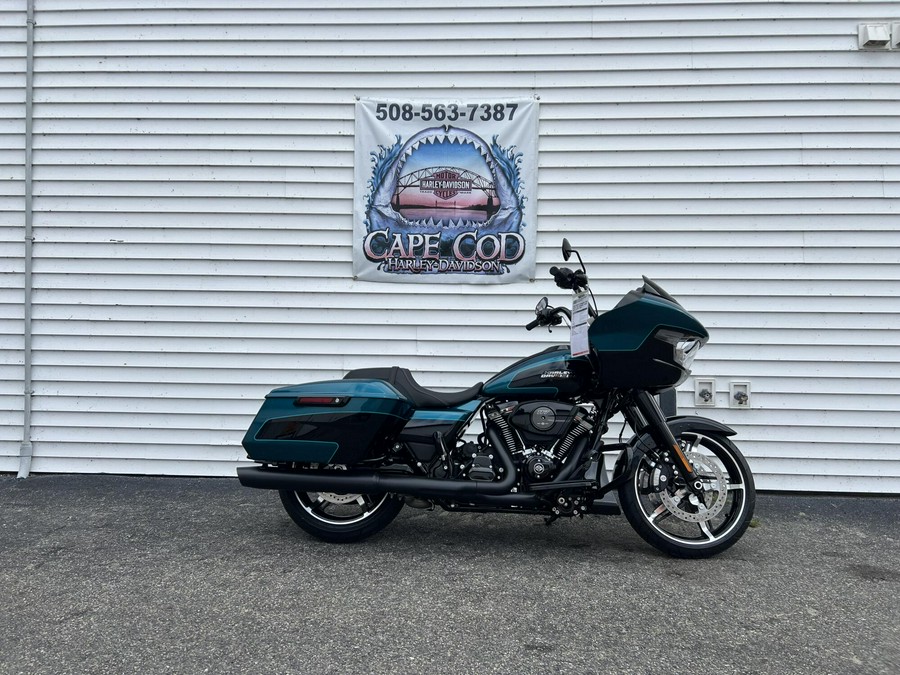 2026 Harley-Davidson® Street Glide® Teal Thunder / Vivid Black Black Trim
