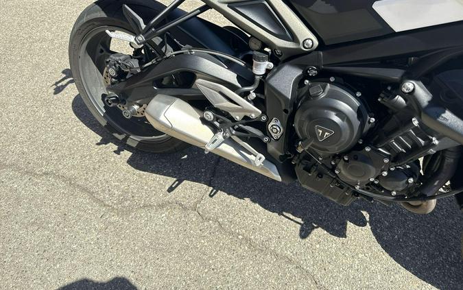 2025 Triumph Street Triple 765 R