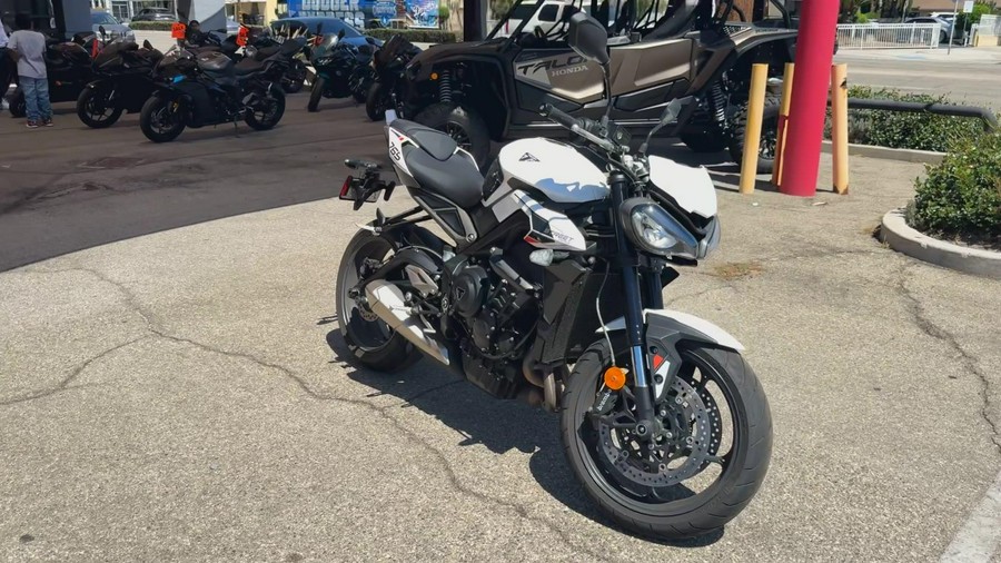 2025 Triumph Street Triple 765 R