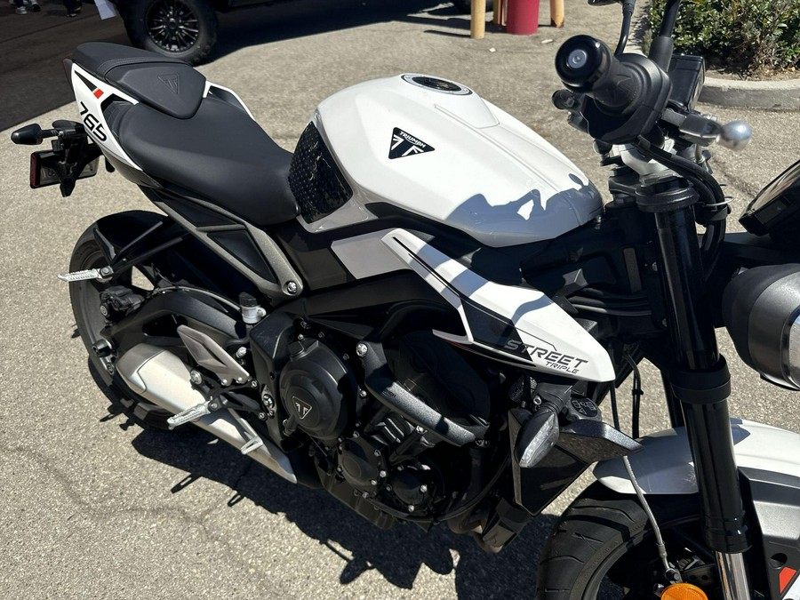 2025 Triumph Street Triple 765 R